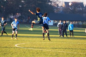 teddington-lock-football